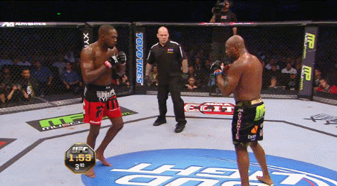 stomp-or-oblique-kick